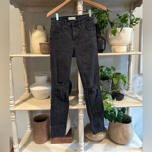 Madewell 9” Distressed High Rise Skinny Jeans (25)